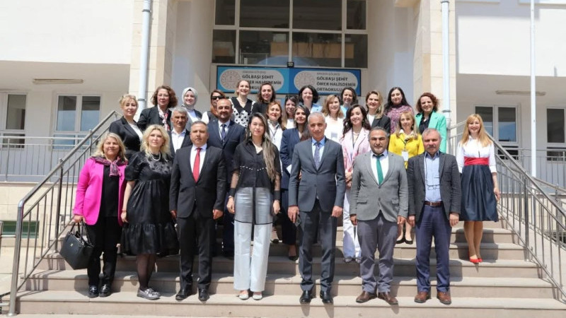 Kaymakam Rüstemoğlu bugün de açılıştaydı!