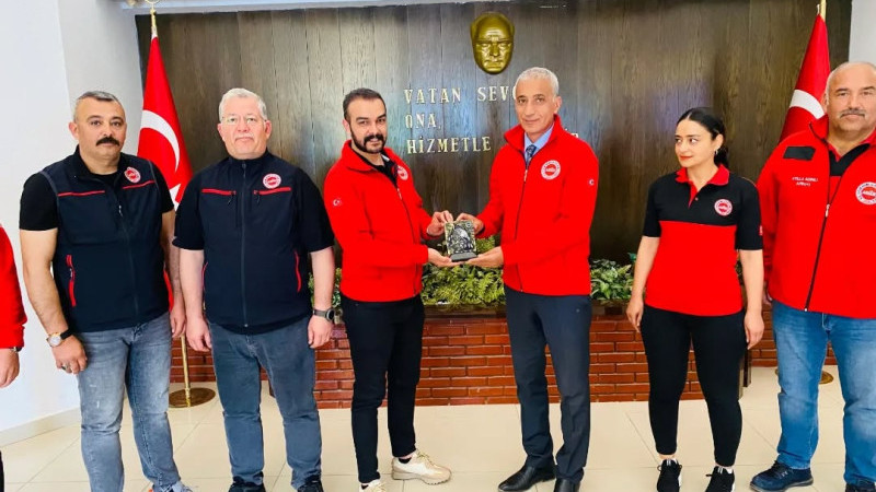 Gölbaşı ADAK yönetimi Rüstemoğlu'nu ziyaret etti