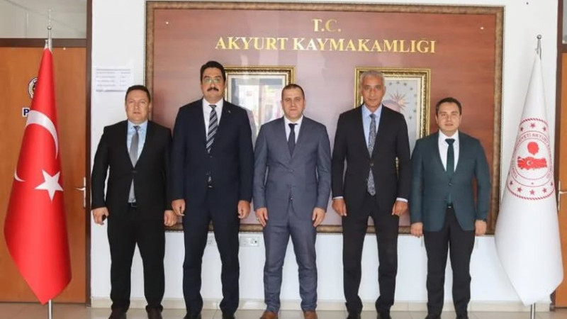 Kaymakamlar, Kaymakamı ziyaret etti...