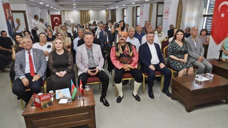Ankara Kulübünde Türkiye ve Azerbaycan kardeşliği